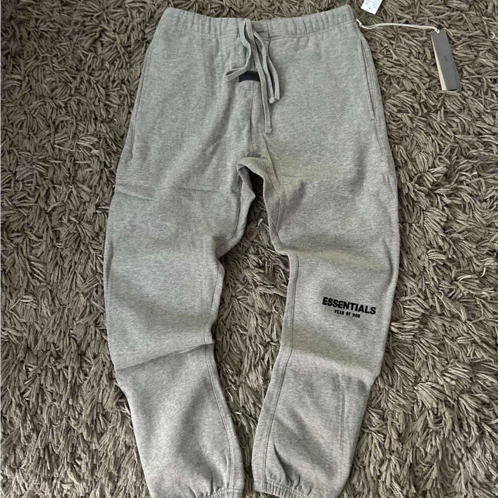 Fear of God Essentials Sweatpants SS22 Dark Oatmeal Gray 100% Authentic XL